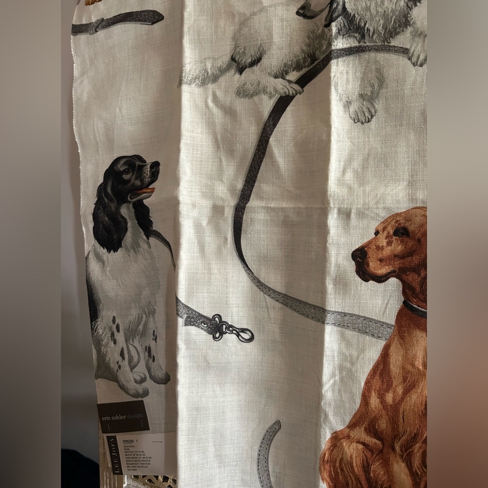 Lee Jofa "Unleashed" design by Eric Cohler, Irish Setters Poodles linen blend - Picture 3 of 7